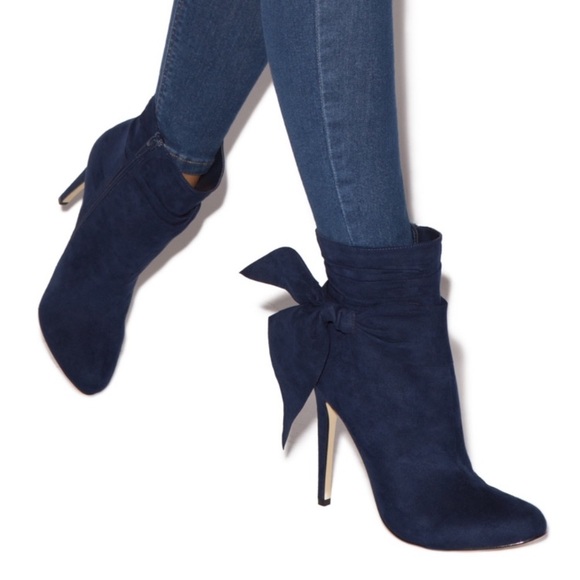 NIB Navy Suede Bow Accent Bootie - Picture 3 of 3